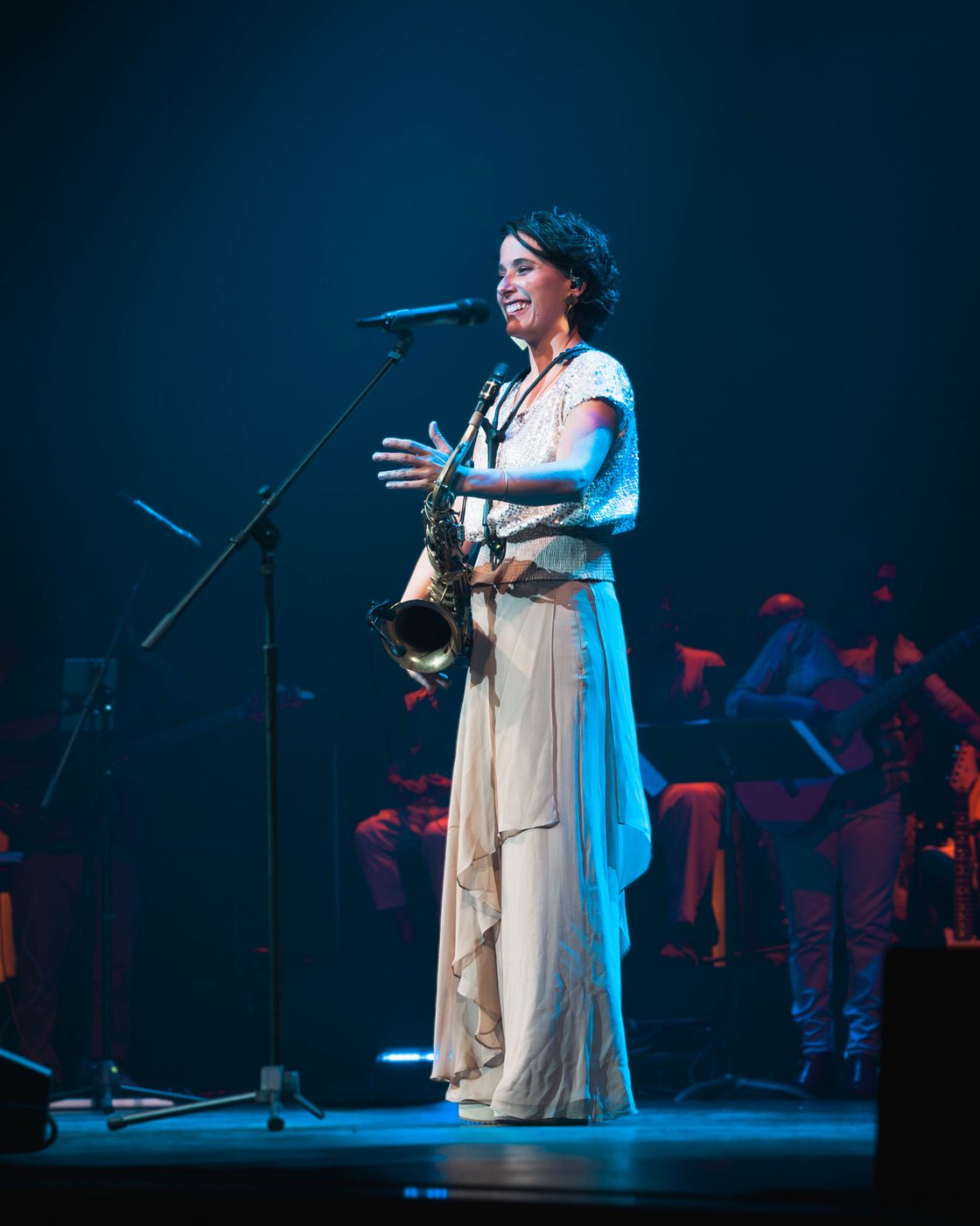 Carolina Araoz, saxofonista y cantante, en escena